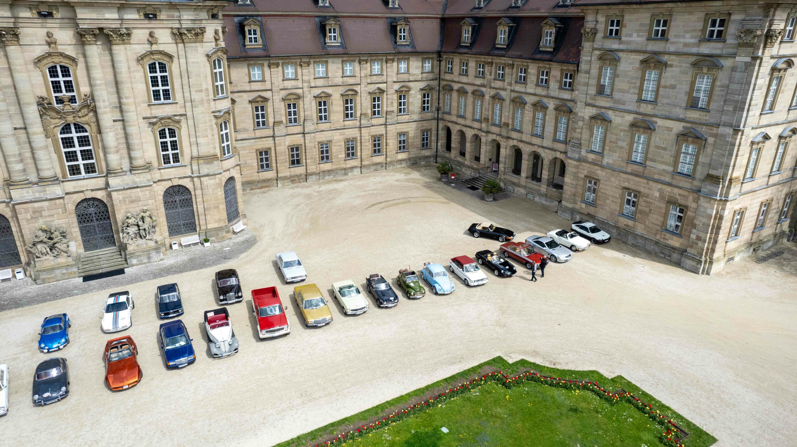 5 Schloß Drohne (320)