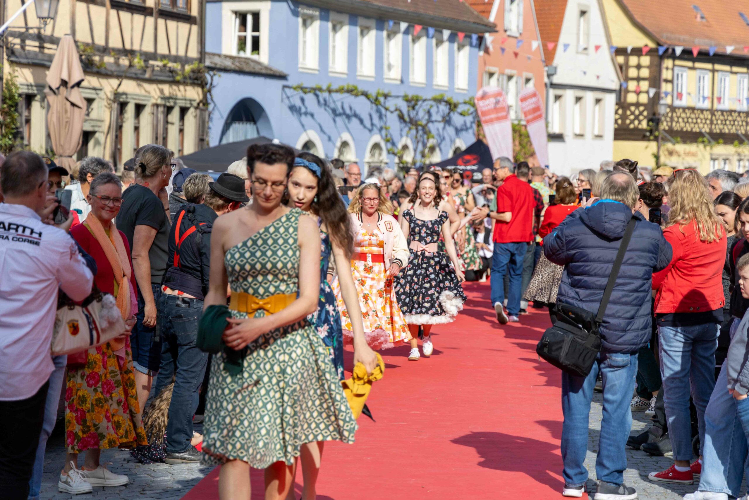 7 Roter Teppich (368)