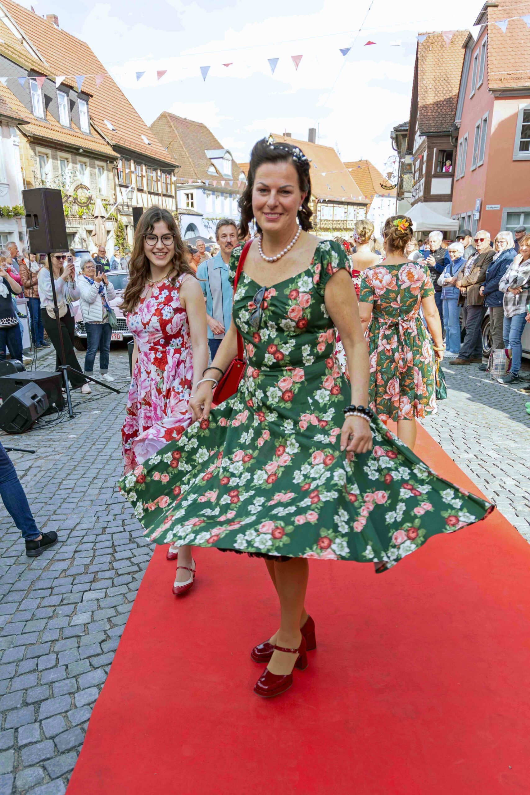 7 Roter Teppich (374)