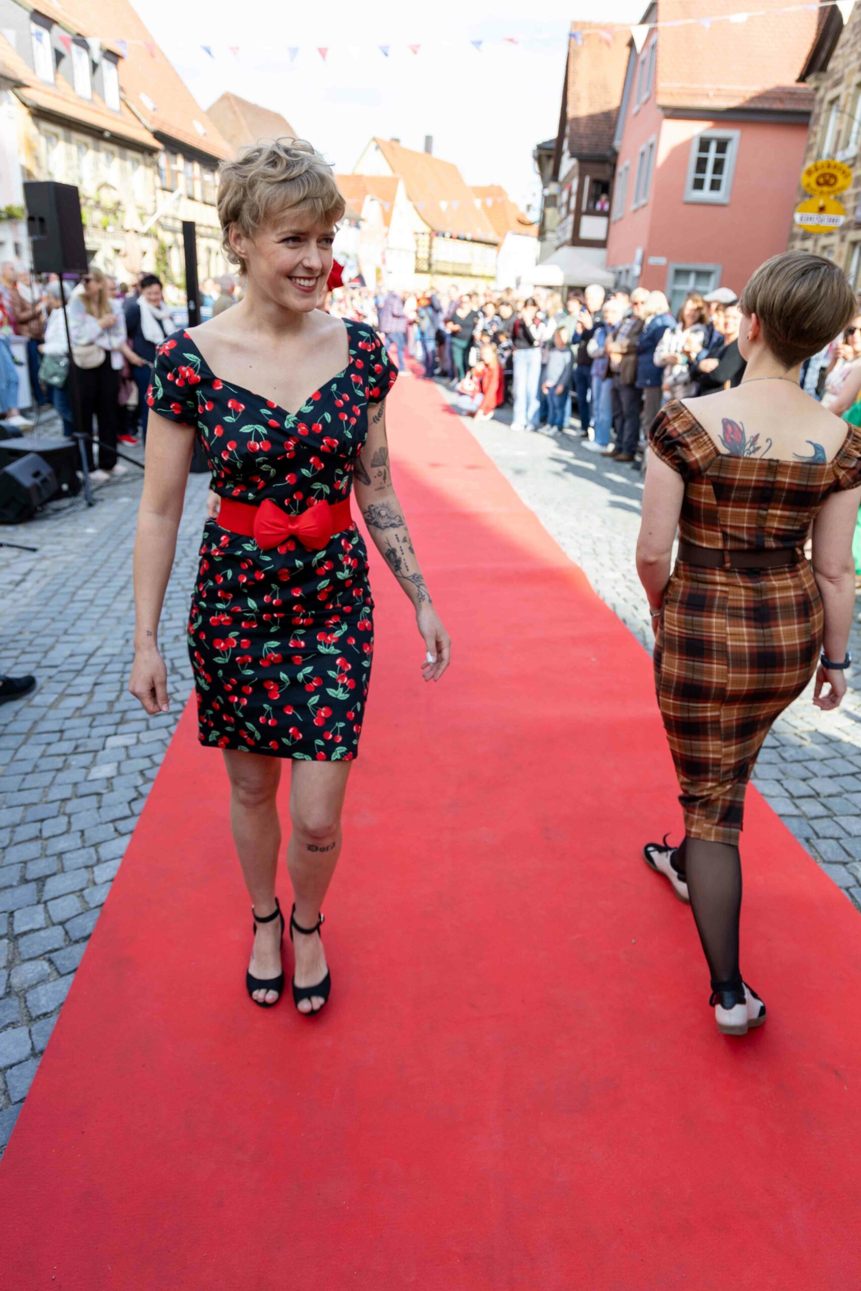 7 Roter Teppich (383)