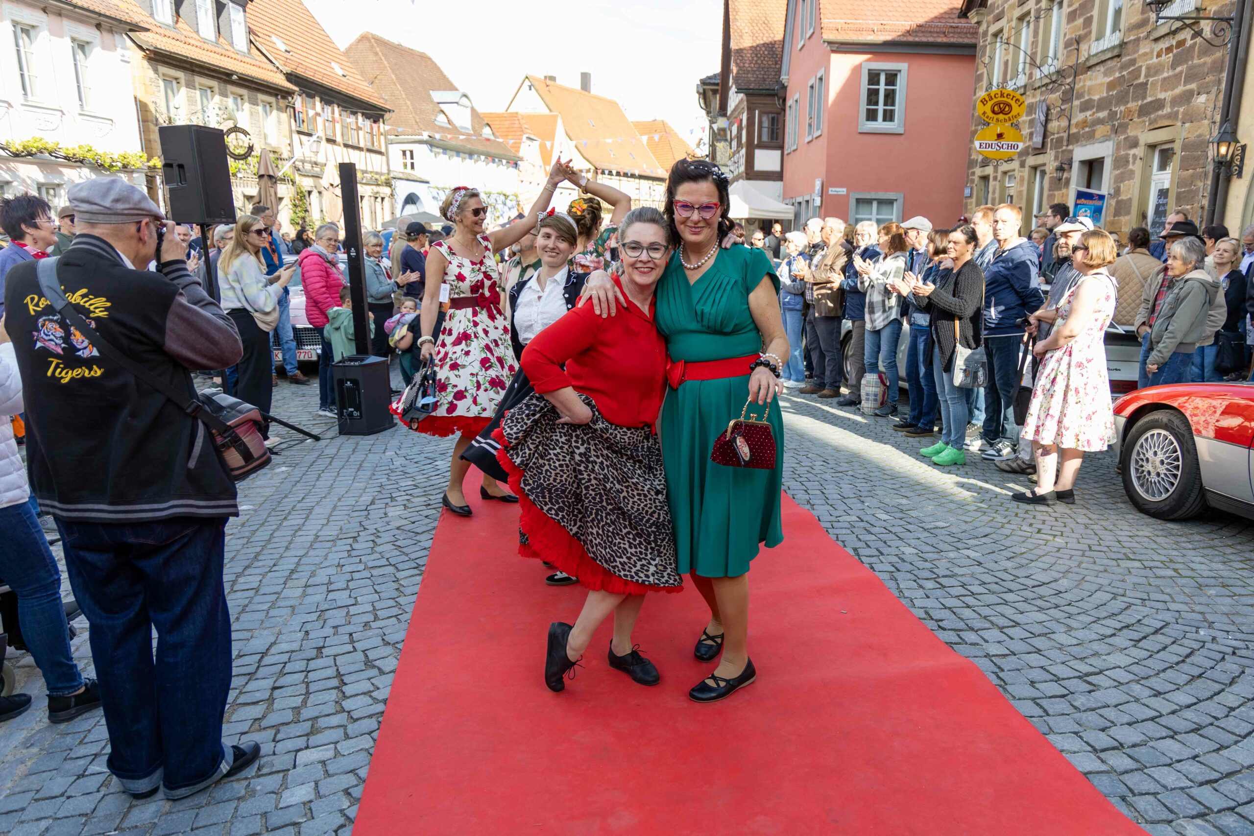 7 Roter Teppich (405)