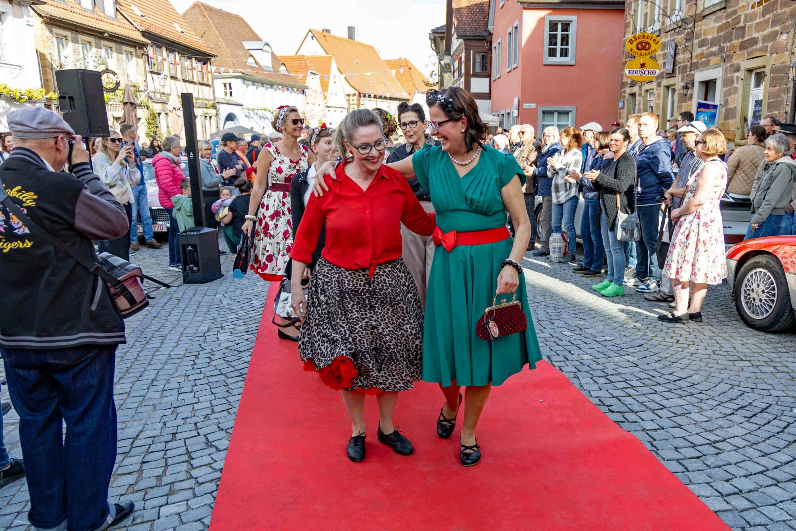 7 Roter Teppich (406)