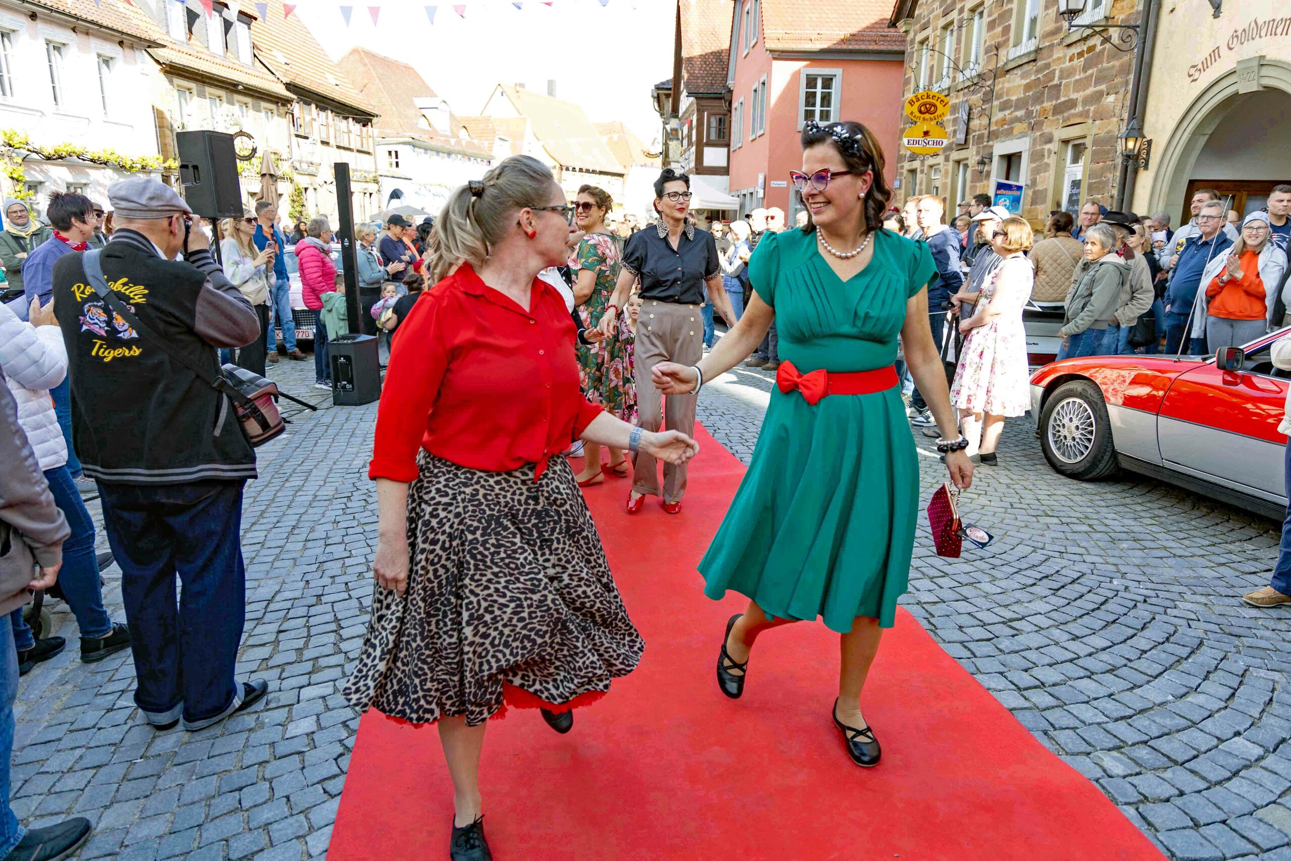 7 Roter Teppich (407)